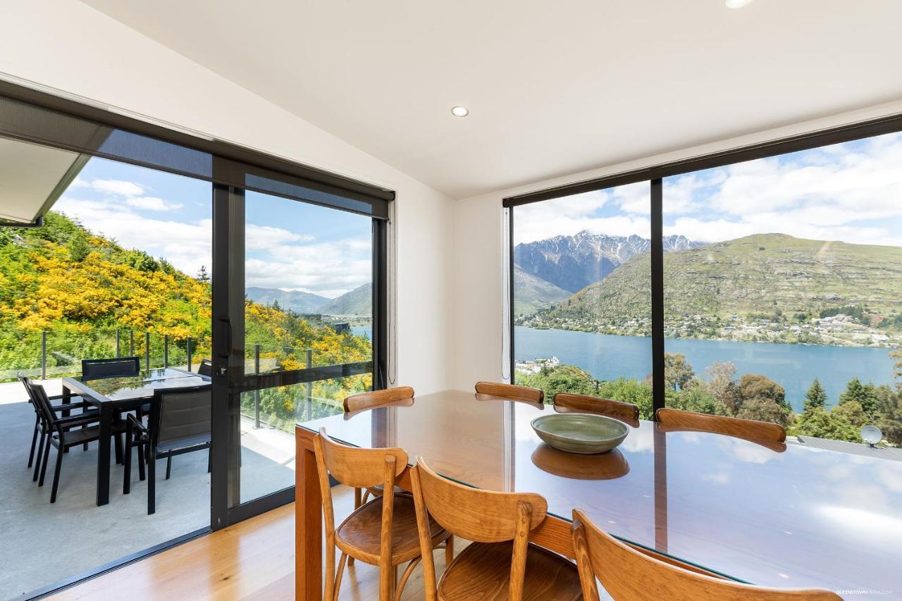 Villa Okataina - Means Place Of Laughter, Luxury Retreat Queenstown Exterior foto